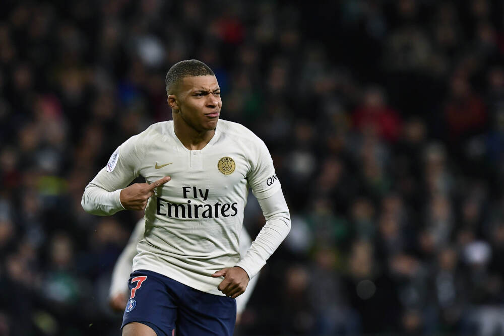 236.88%! 王亚伟保持的公募神话要被打破了?